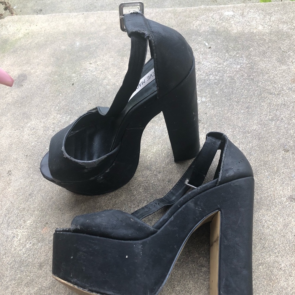 Steve Madden black heels